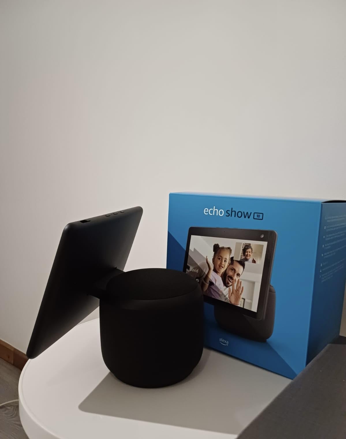 All-new Echo Show 10 (3rd Gen) Smart Home Hub : Amazon.co.za